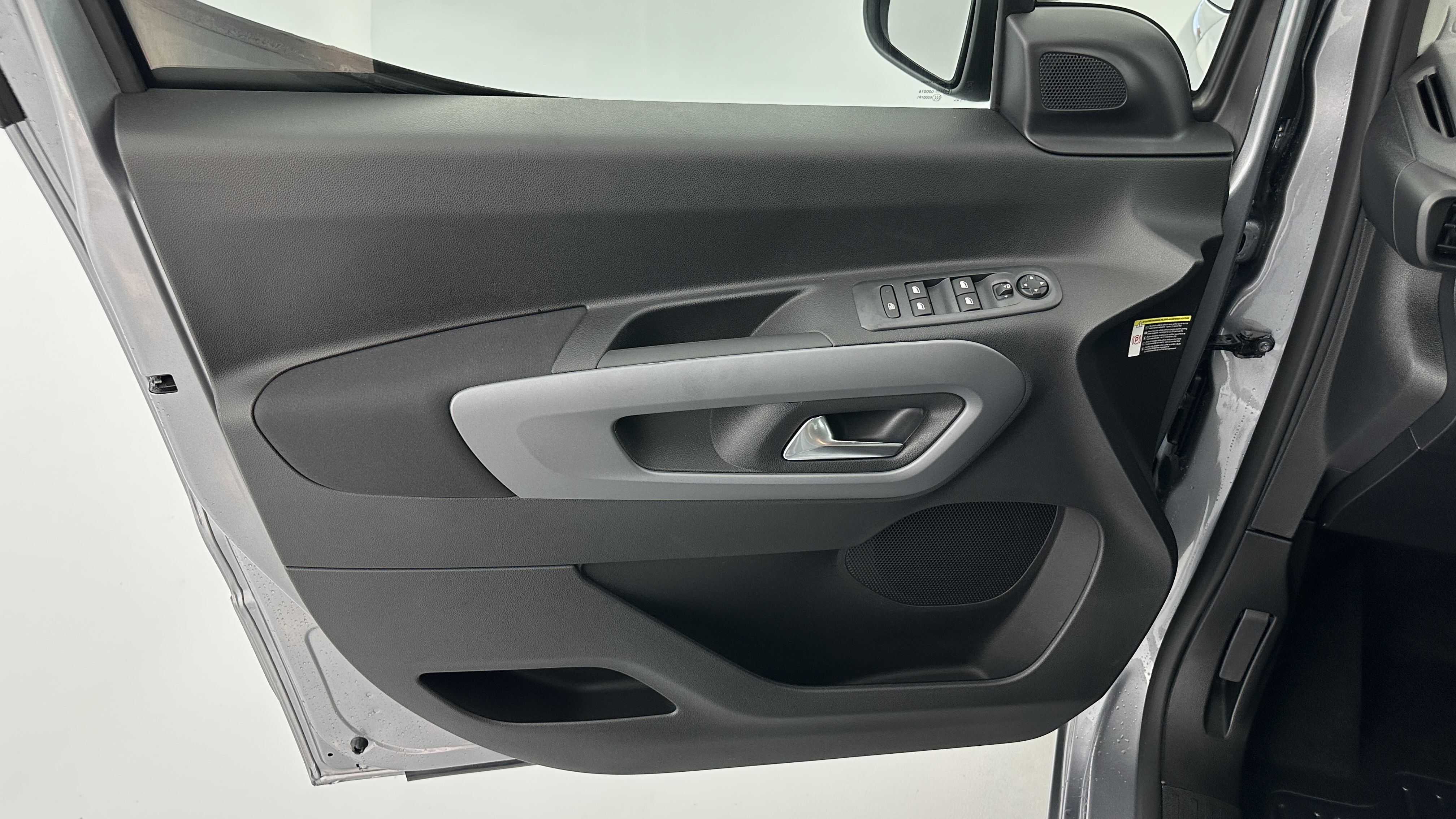 GLI00035031_p53 - CITROEN - BERLINGO - 2025 - photo 12