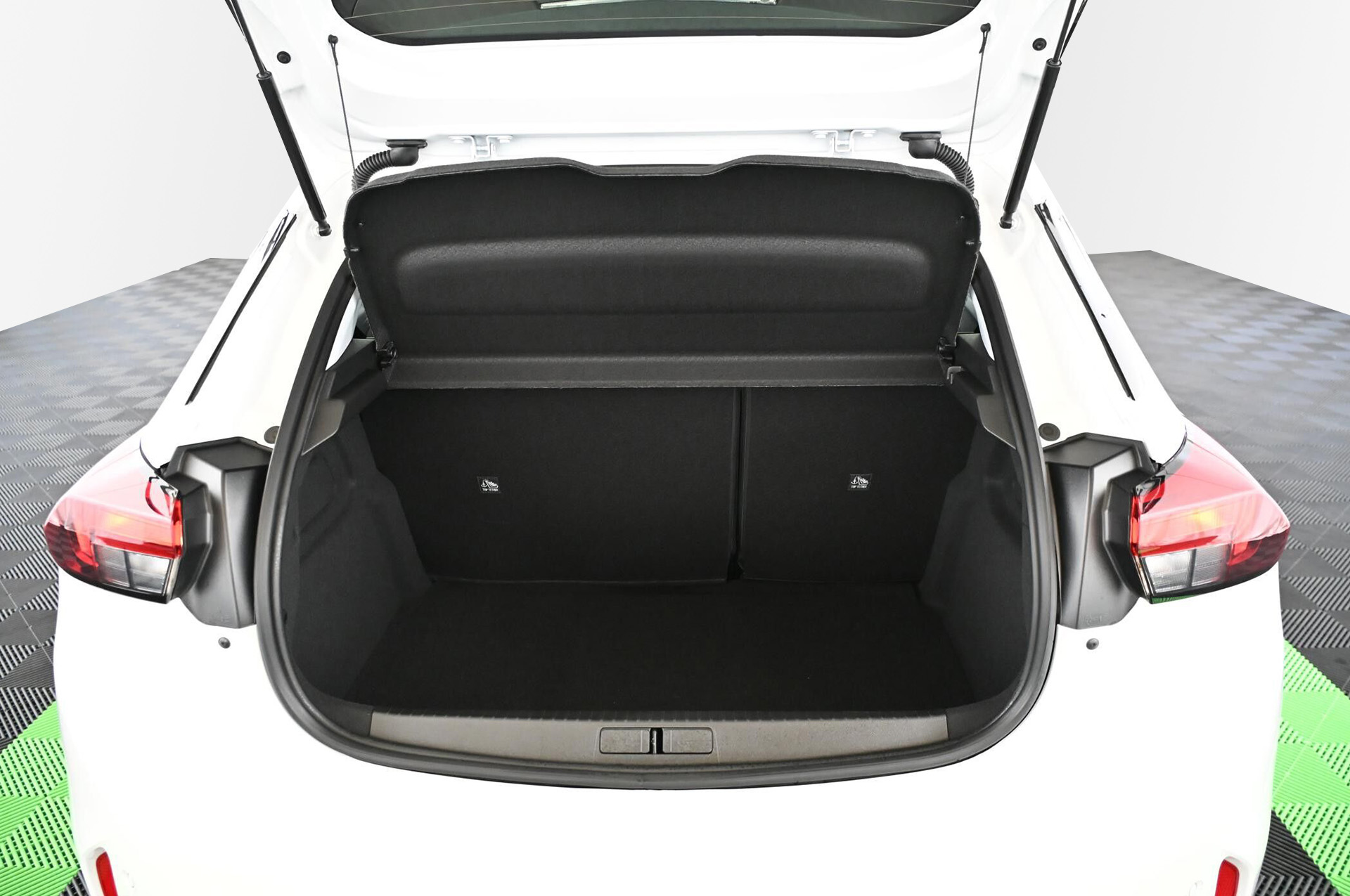 19045_p35 - OPEL - CORSA - 2023 - photo 35