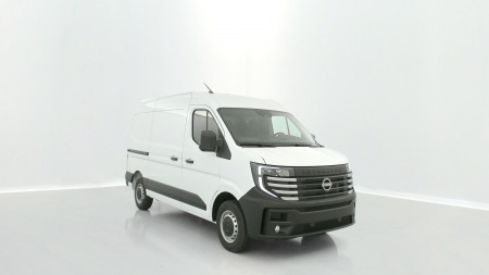 GLI00011056_p53 - NISSAN - INTERSTAR - 2025