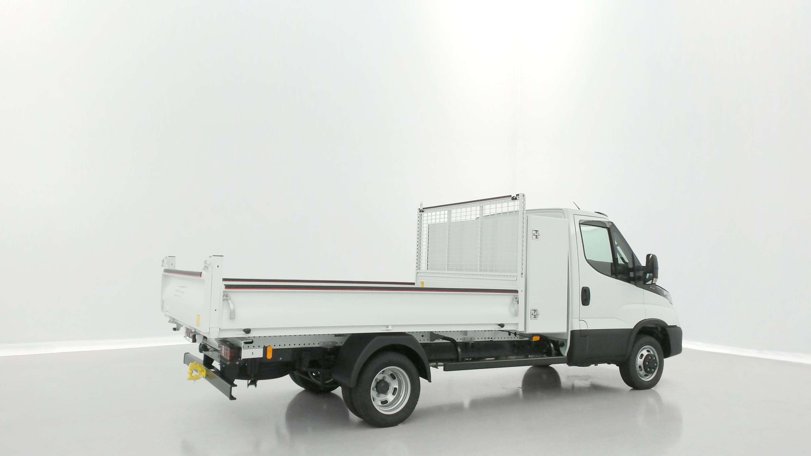 GLI00027614_p53 - IVECO - DAILY - 2026 - photo 23