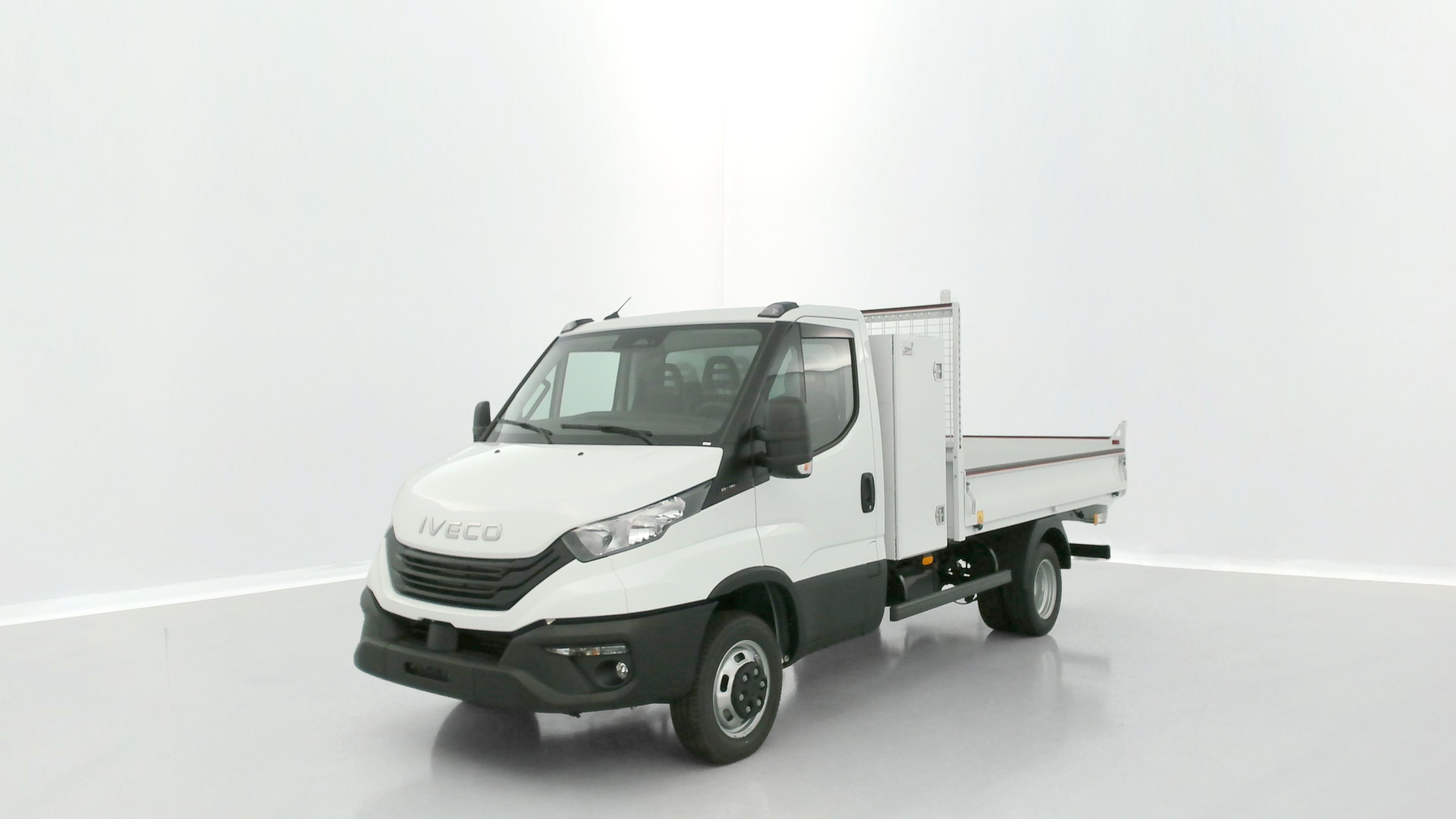 GLI00027614_p53 - IVECO - DAILY - 2026 - photo 3