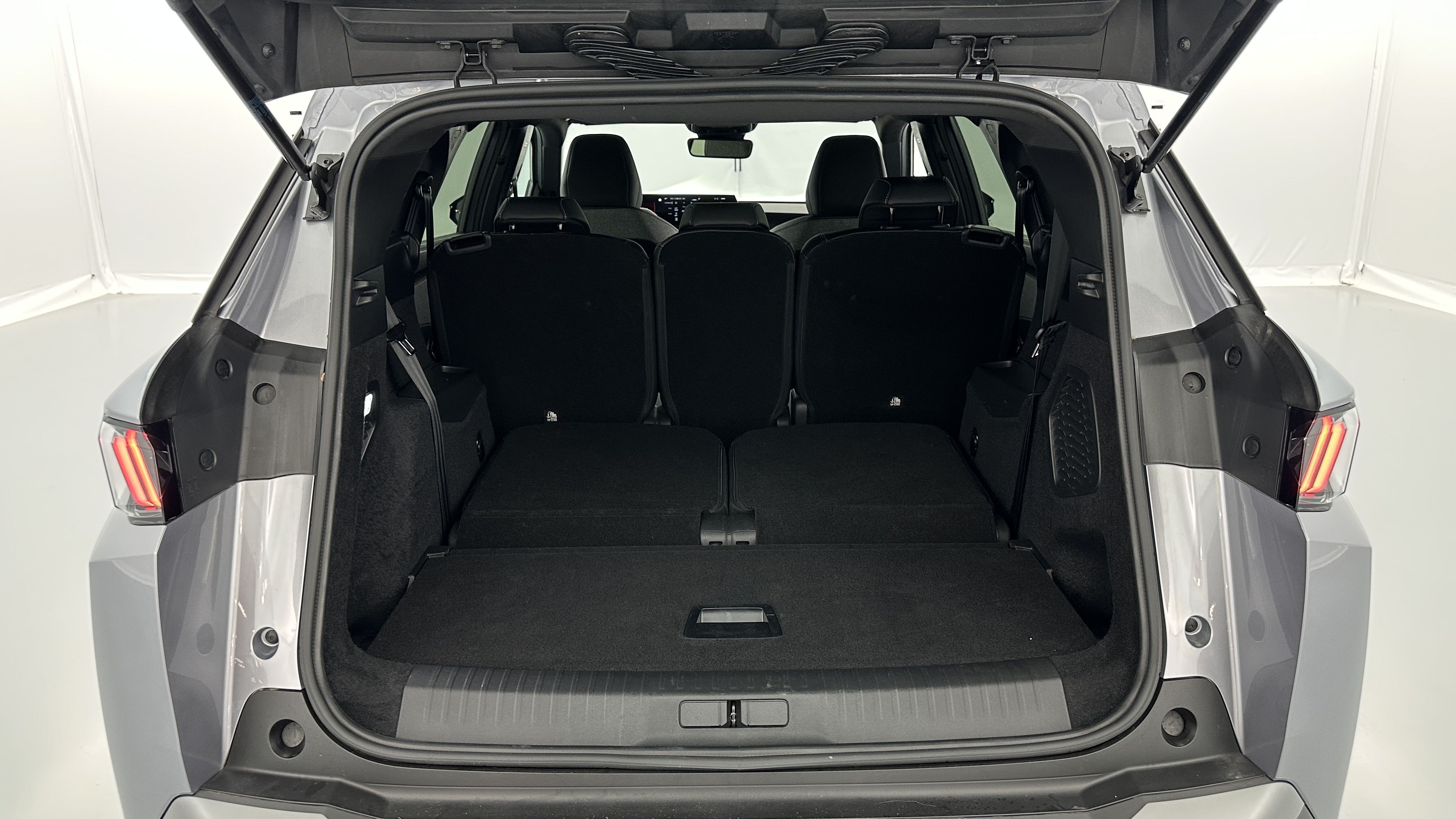 GLI00036204_p53 - PEUGEOT - 5008 - 2025 - photo 10