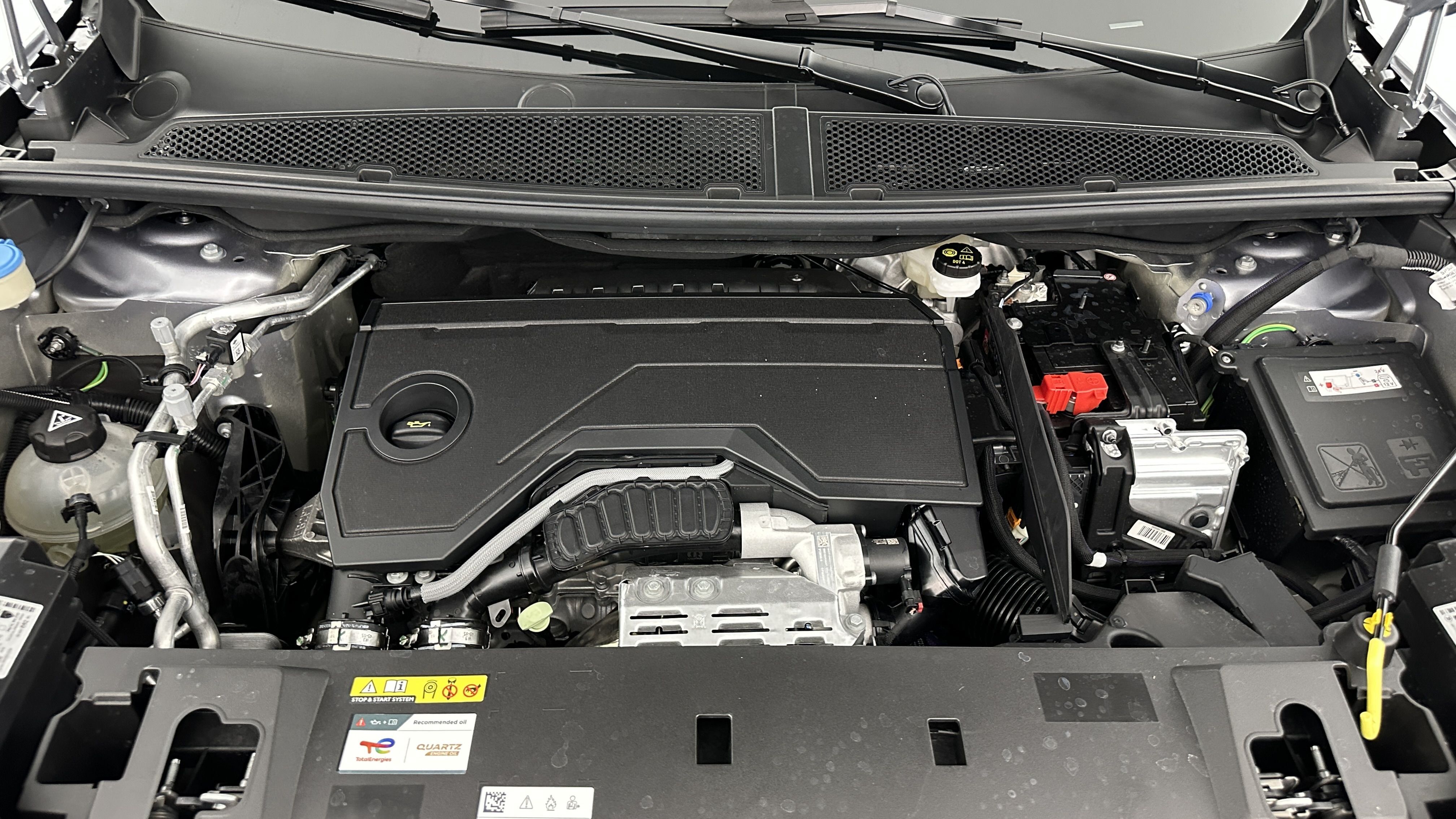 GLI00036201_p53 - PEUGEOT - 5008 - 2025 - photo 12
