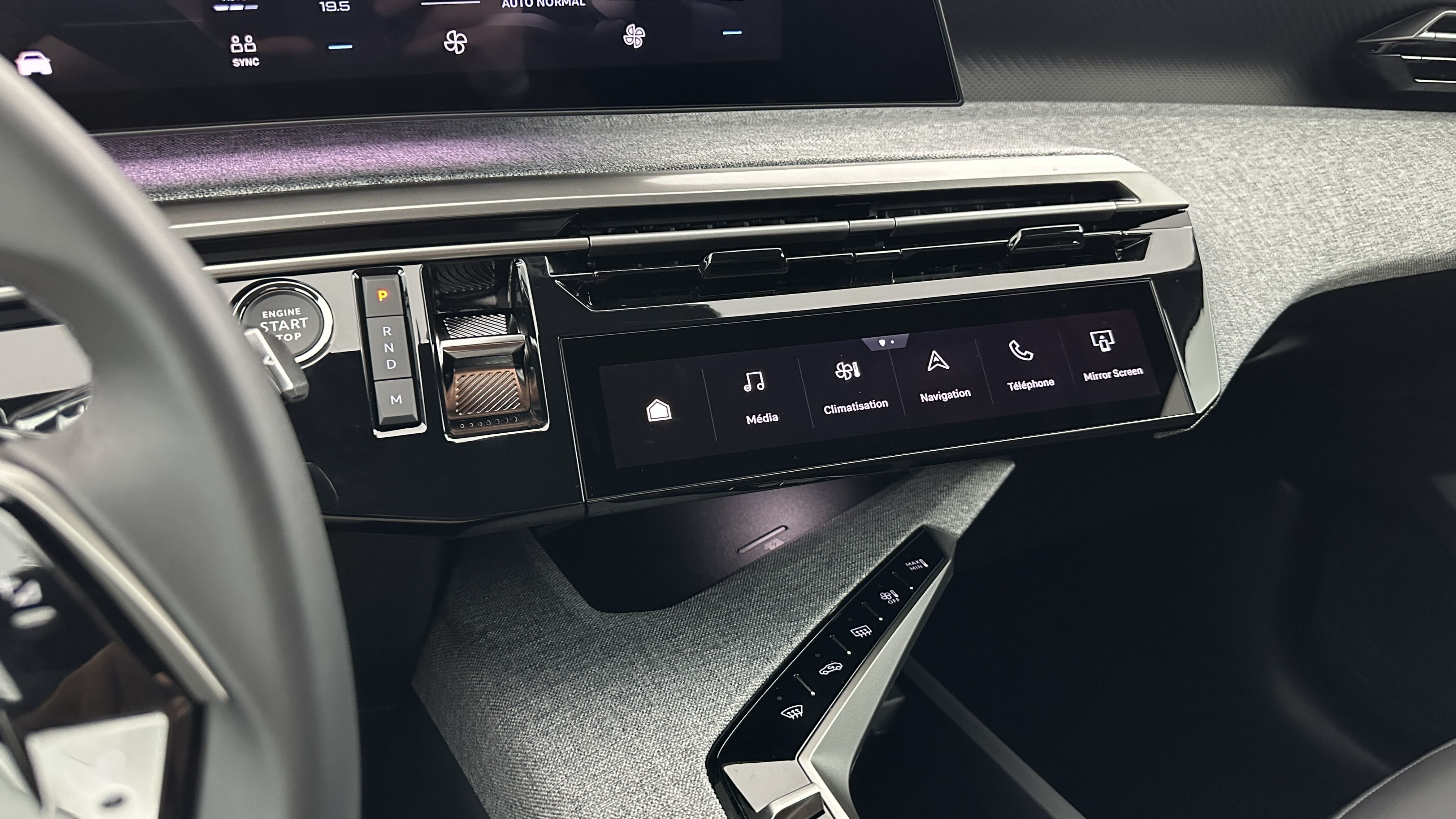 GLI00036201_p53 - PEUGEOT - 5008 - 2025 - photo 25