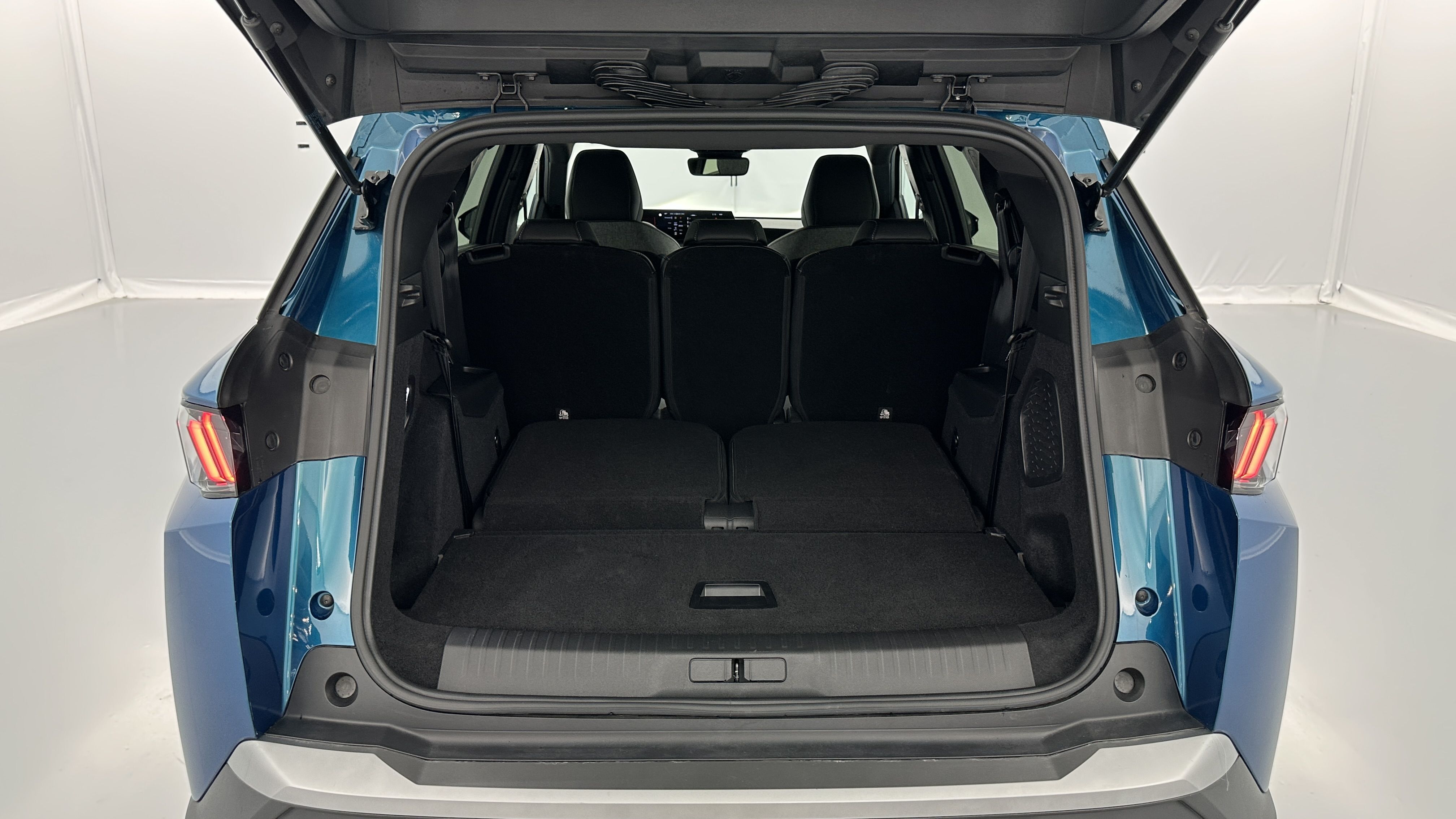 GLI00036207_p53 - PEUGEOT - 5008 - 2025 - photo 10