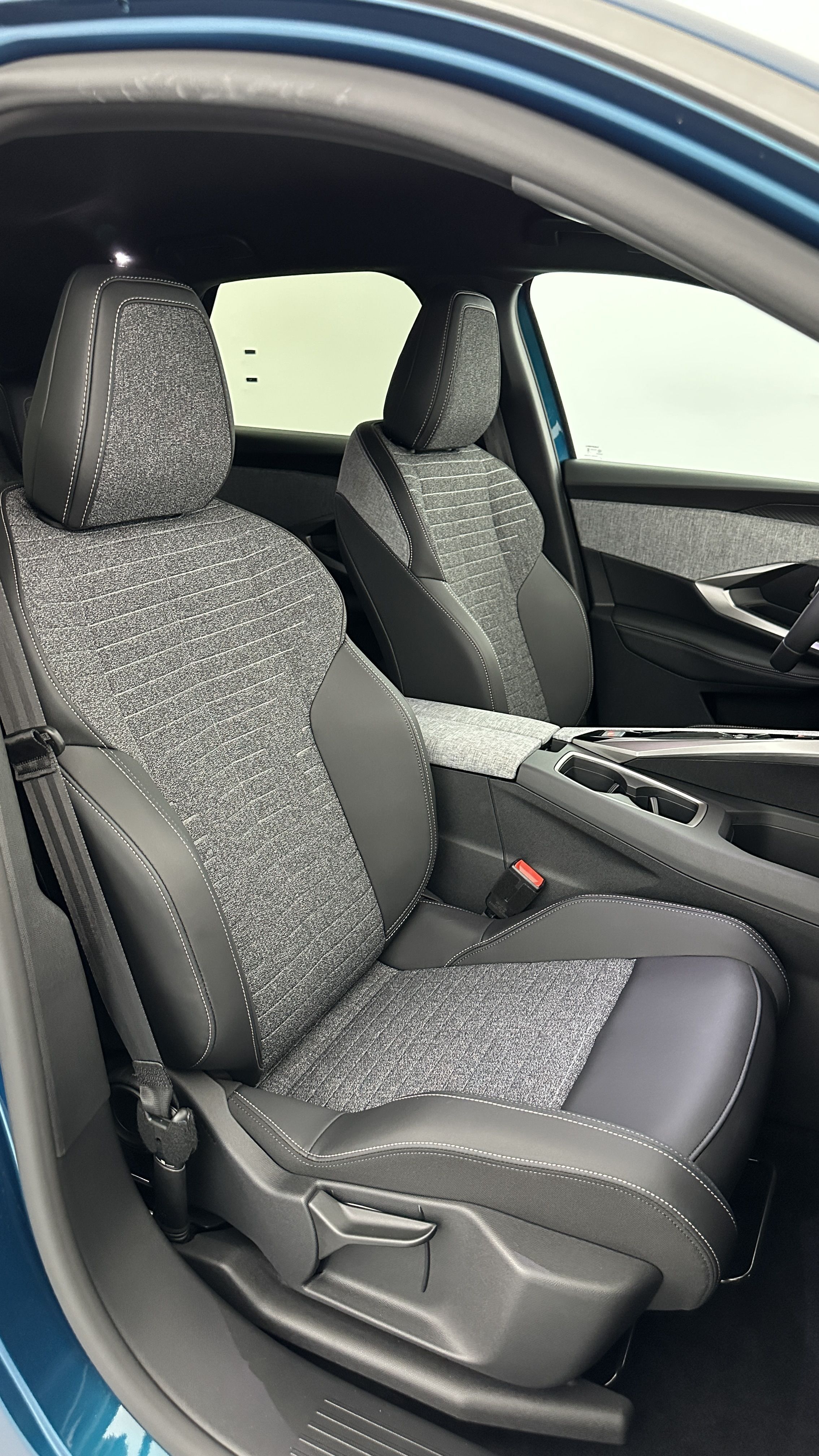 GLI00036169_p53 - PEUGEOT - 3008 - 2026 - photo 18