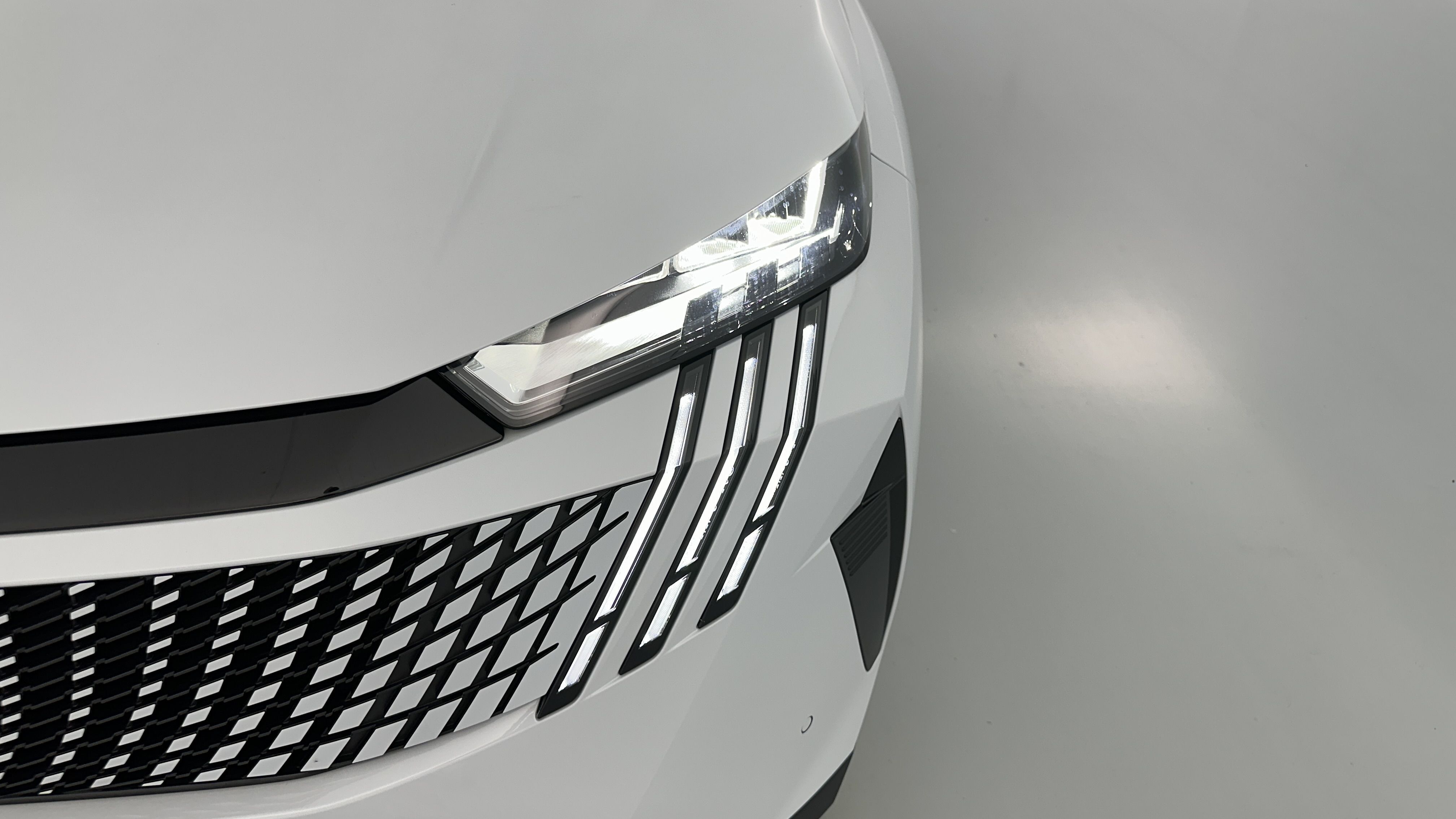 GLI00036199_p53 - PEUGEOT - 5008 - 2025 - photo 26
