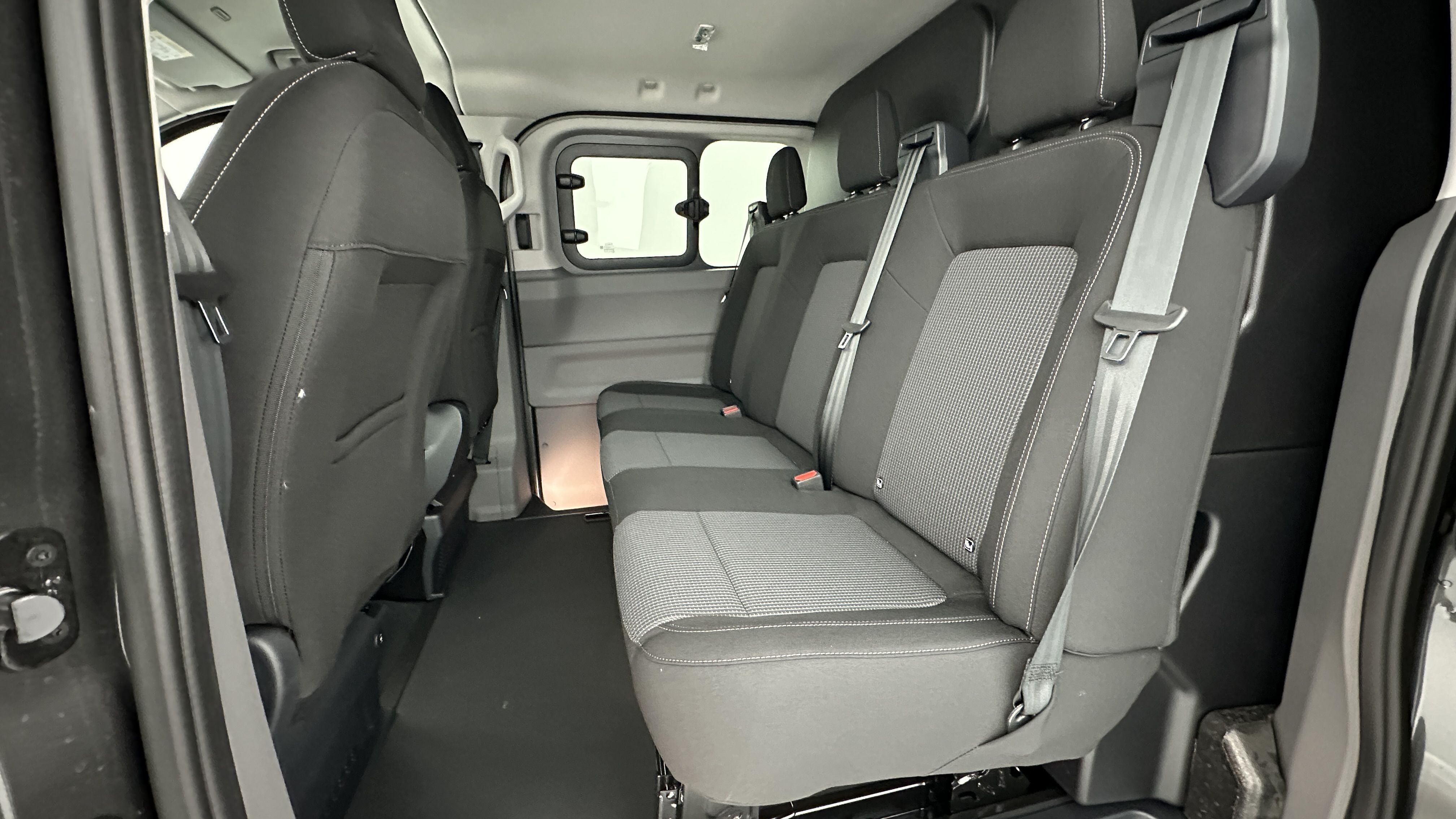 GLI00035050_p53 - VOLKSWAGEN - TRANSPORTER PROCAB - 2026 - photo 8