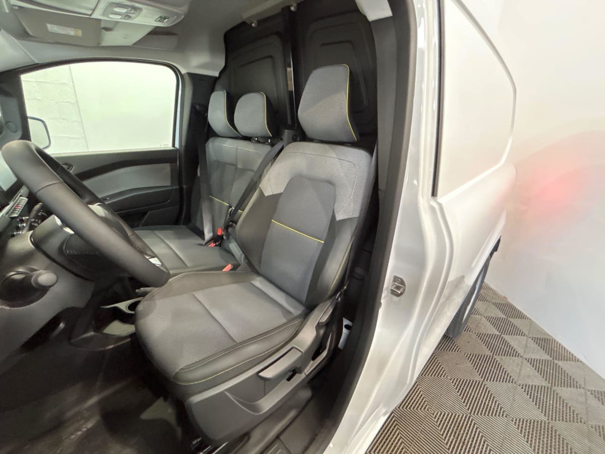 391840_p2 - RENAULT - KANGOO - 2026 - photo 7