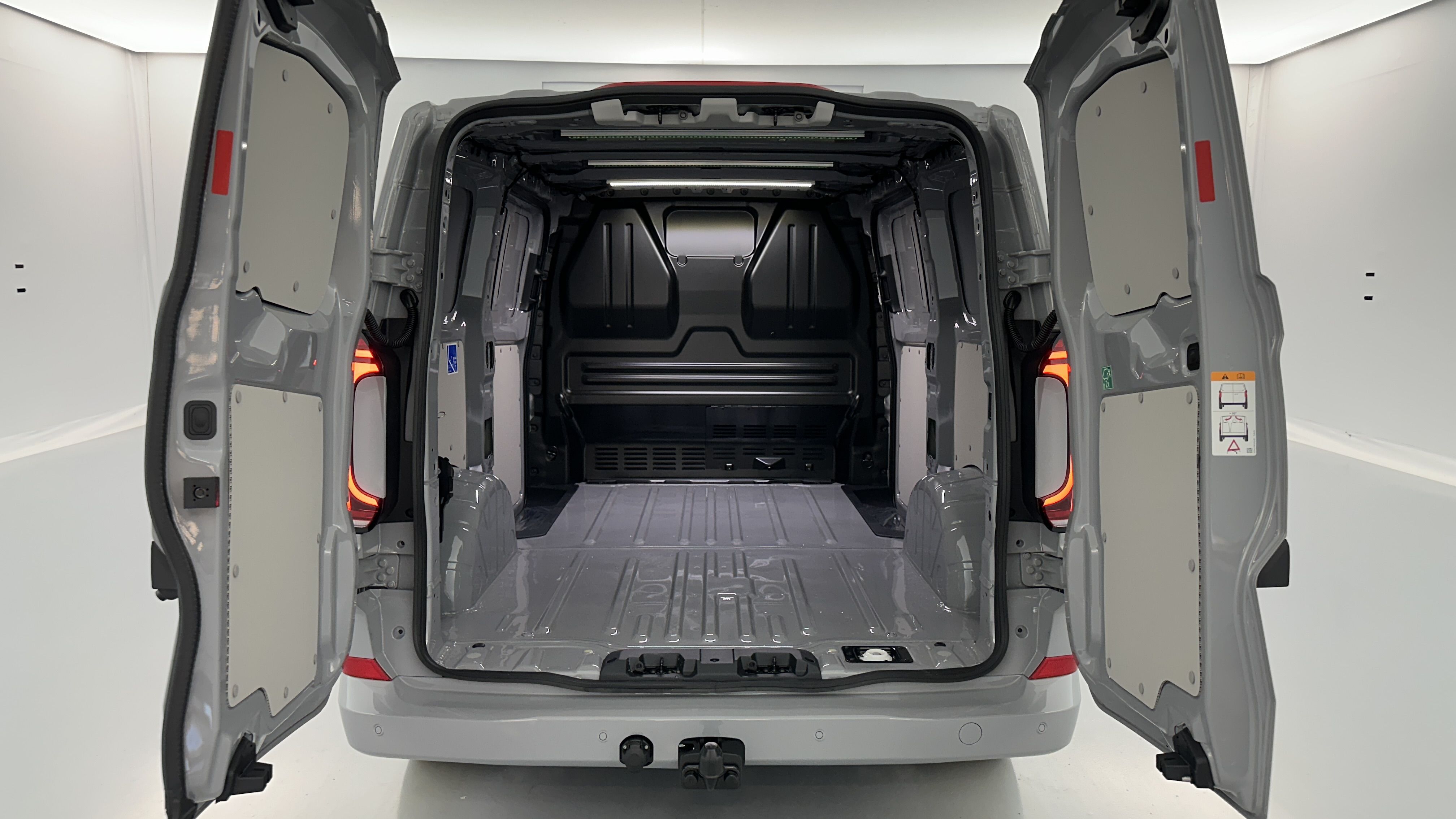GLI00035053_p53 - VOLKSWAGEN - TRANSPORTER - 2026 - photo 9
