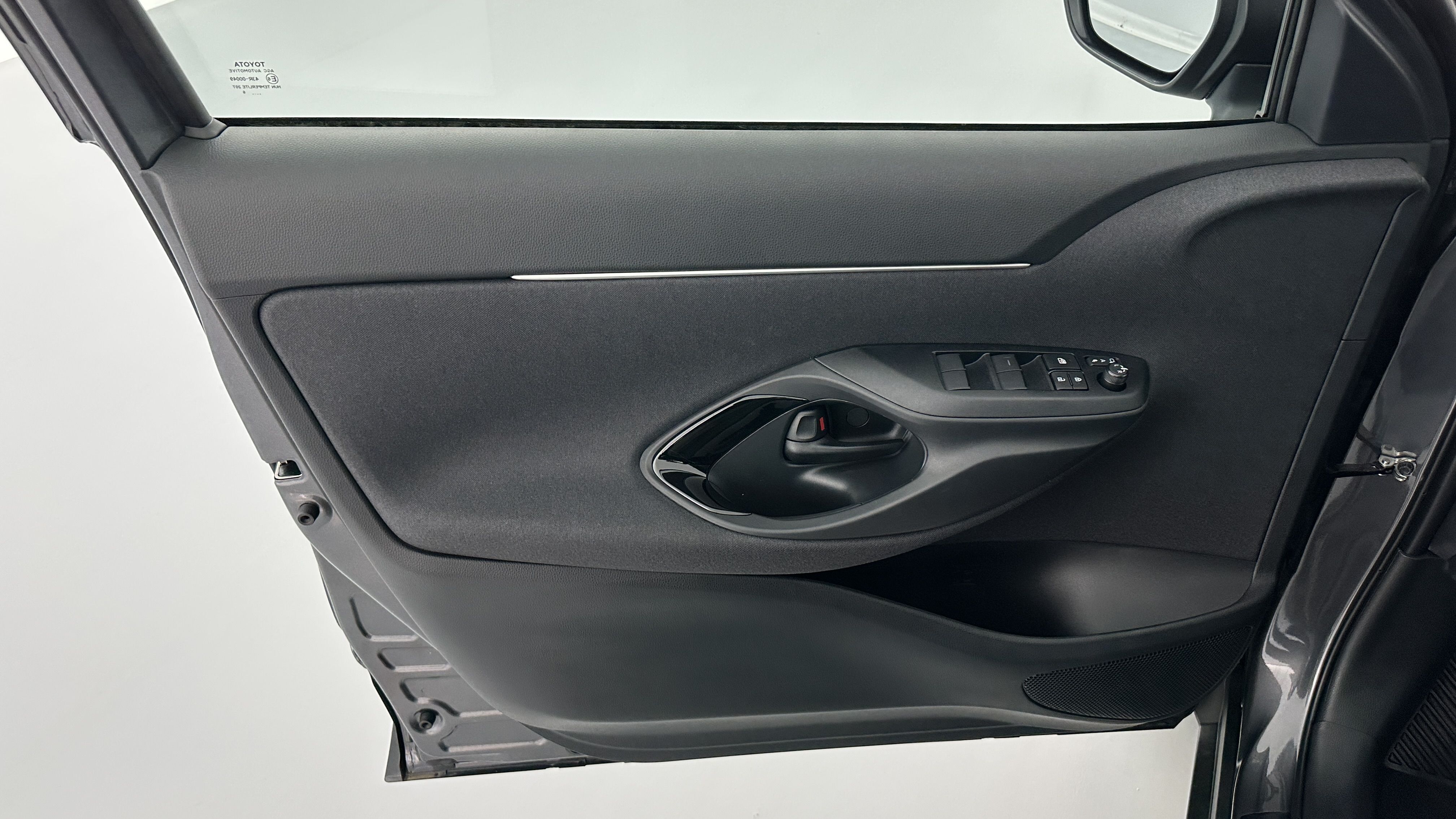 GLI00036695_p53 - TOYOTA - YARIS CROSS - 2026 - photo 13